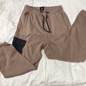 H&M Men's Brown Joggers with Black Side Pockets